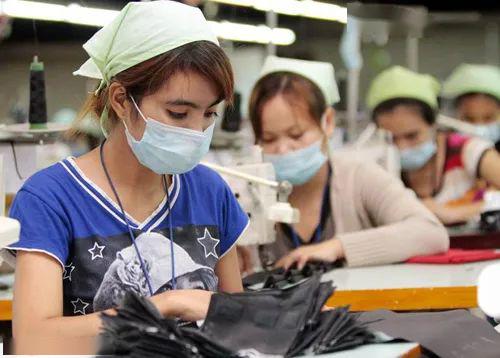 東南亞服裝業危機四伏 訂單被迫取消，產業鏈深度承壓